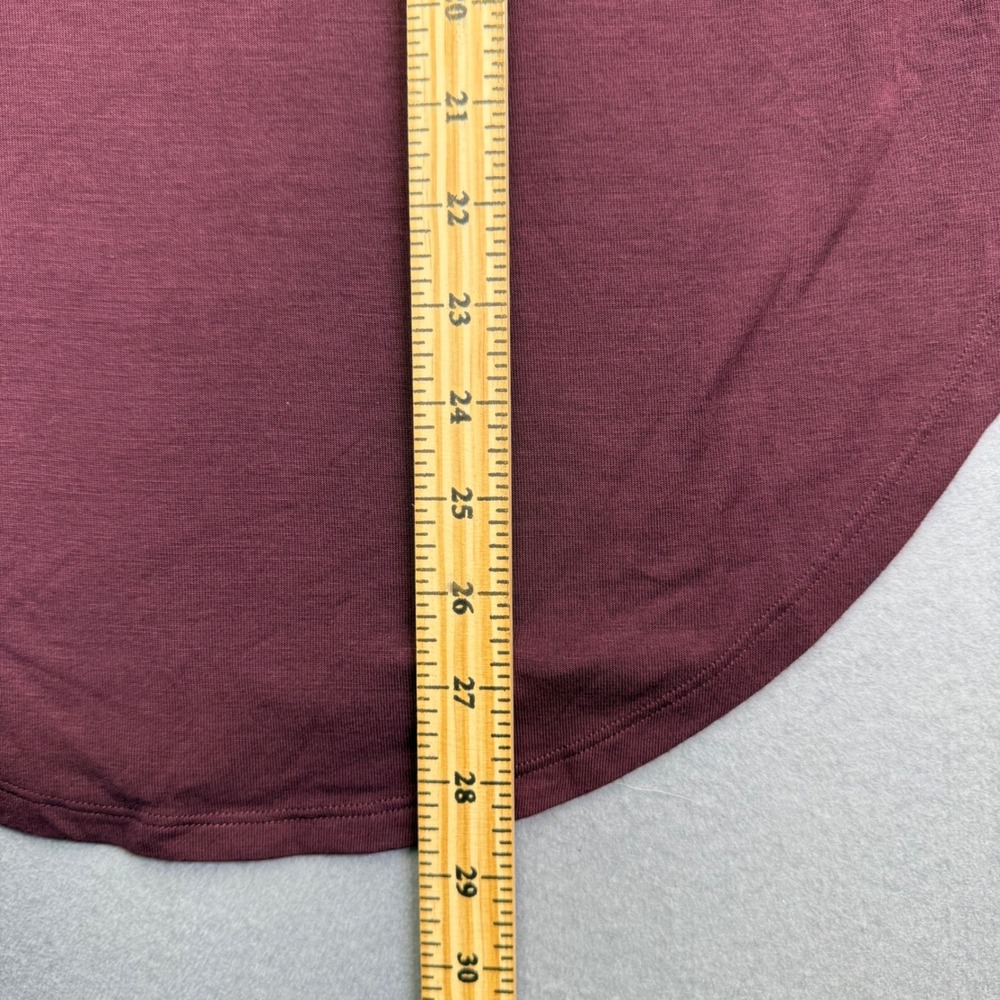 Athleta Womens Medium Burgundy Scoop Neck Long Sleeve Curved Hem T-Shirt Top - Picture 5 of 8